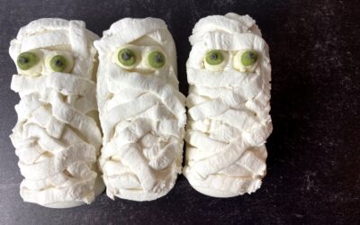 10 Spooky Halloween Bath Bomb and Bubble Projects